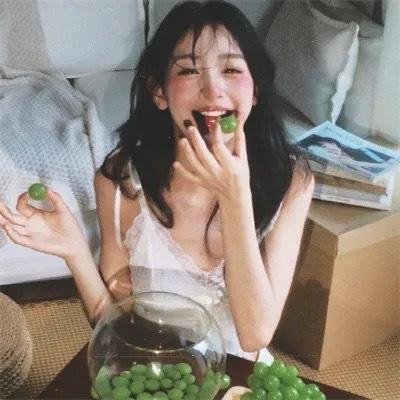 天才麻将少女海报