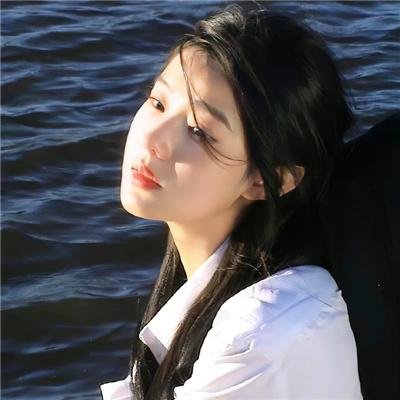 电击女孩海报