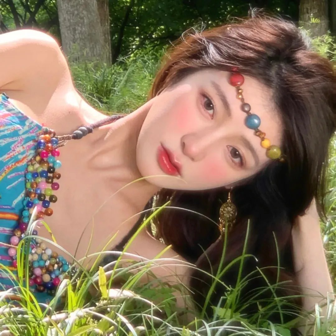 魔术师和消失的女孩海报